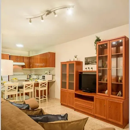 Center Of Lovely Puerto Santiago, 1 Bed * Puerto de Santiago (Tenerife)