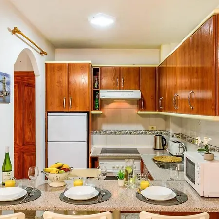 Center Of Lovely Puerto Santiago, 1 Bed Puerto de Santiago (Tenerife)